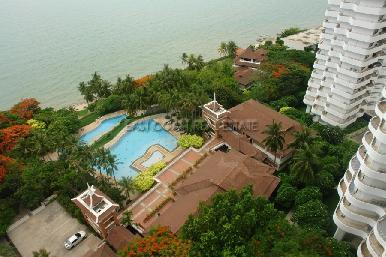 Royal Cliff 7