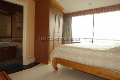 Royal Cliff 3
