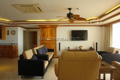 Royal Cliff 9