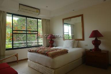 Royal Cliff  9