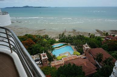 Royal Cliff  5