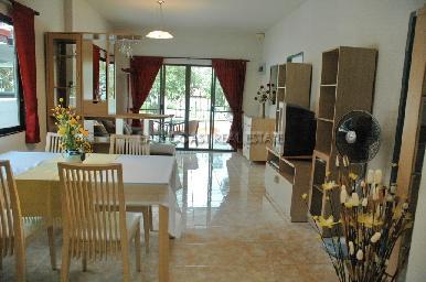 Royal Park Village 13