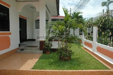 Royal Park Village 2