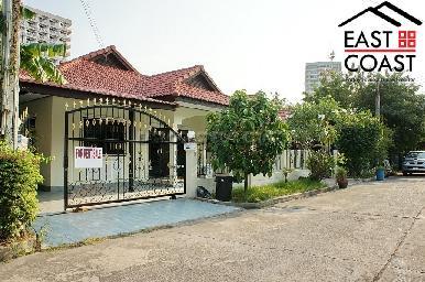 Royal Park Village 1