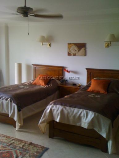 Royal Residence  7