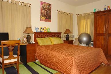 Silk Road Place 7