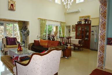 Silk Road Place 5