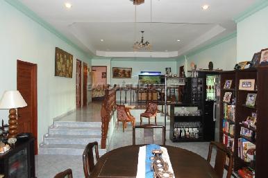 Takien Tia 11