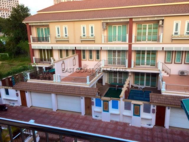 Pratumnak Townhouse 