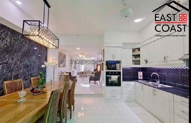 Town House  6