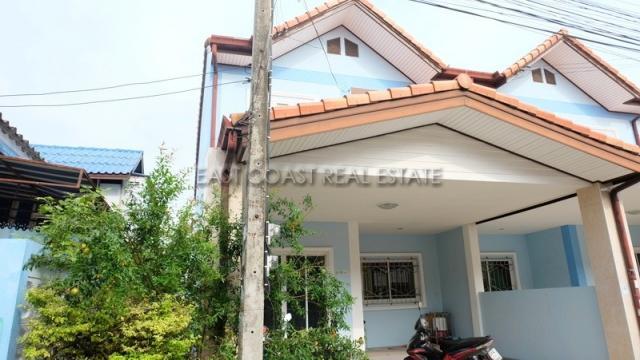 Townhouse  in Soi Pat Yen Jai