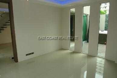 Tropical Villa 8