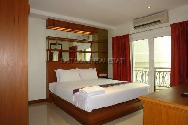 Whitehouse Condotel 5