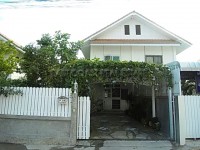 Dhewee Village Houses For Sale in East Pattaya