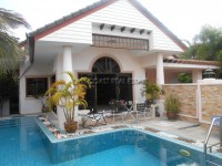 Dusit Pattaya Village Houses For Sale in South Jomtien