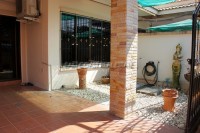 Royal Green Park Houses For Sale in  East Pattaya