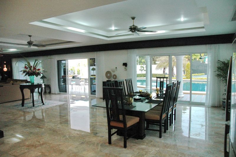 Country Estate 5