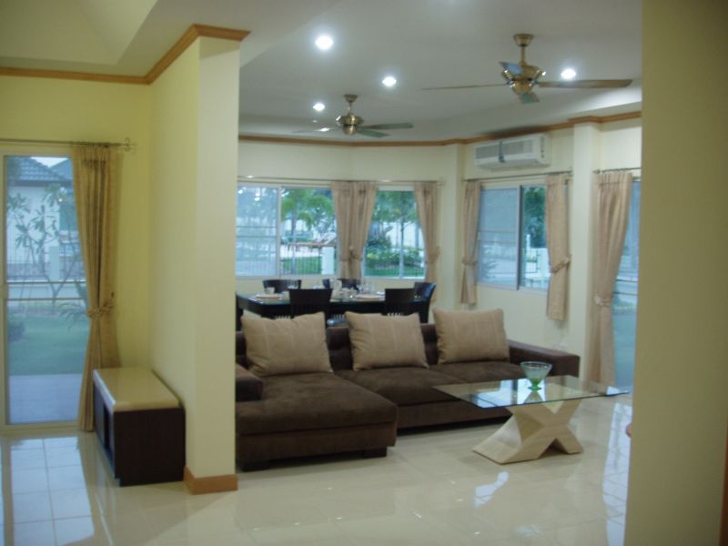 Greenfield Villa 2 3