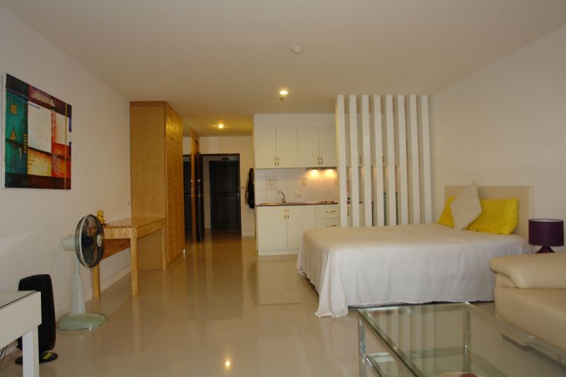 Pattaya Klang Center Point 6