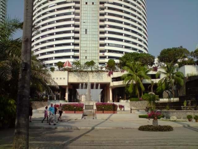 Jomtien Plaza 1