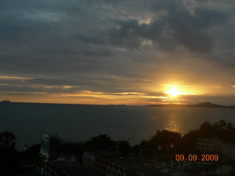 Jomtien Plaza 2