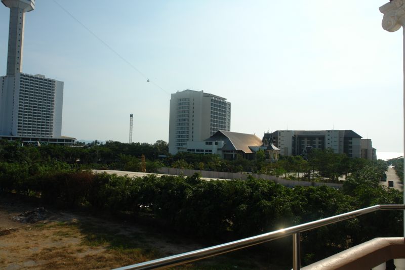 Holiday Condo View 2