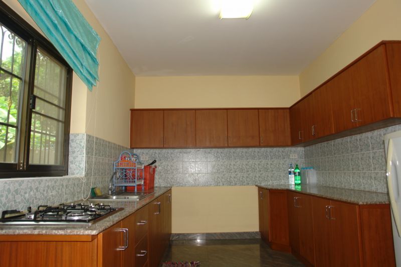 Areeya Villa 4