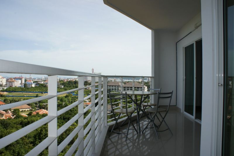 AD Hyatt 7