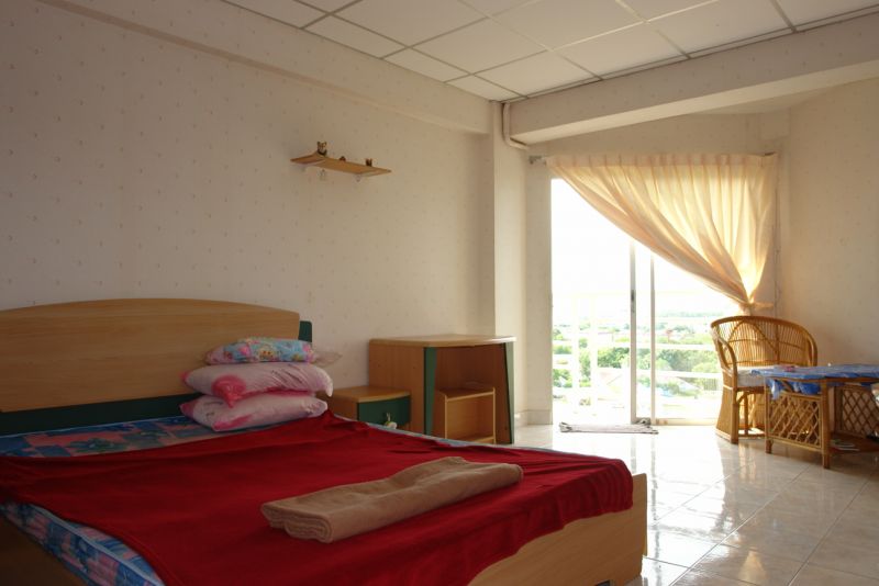 Jomtien Beach Condo 3