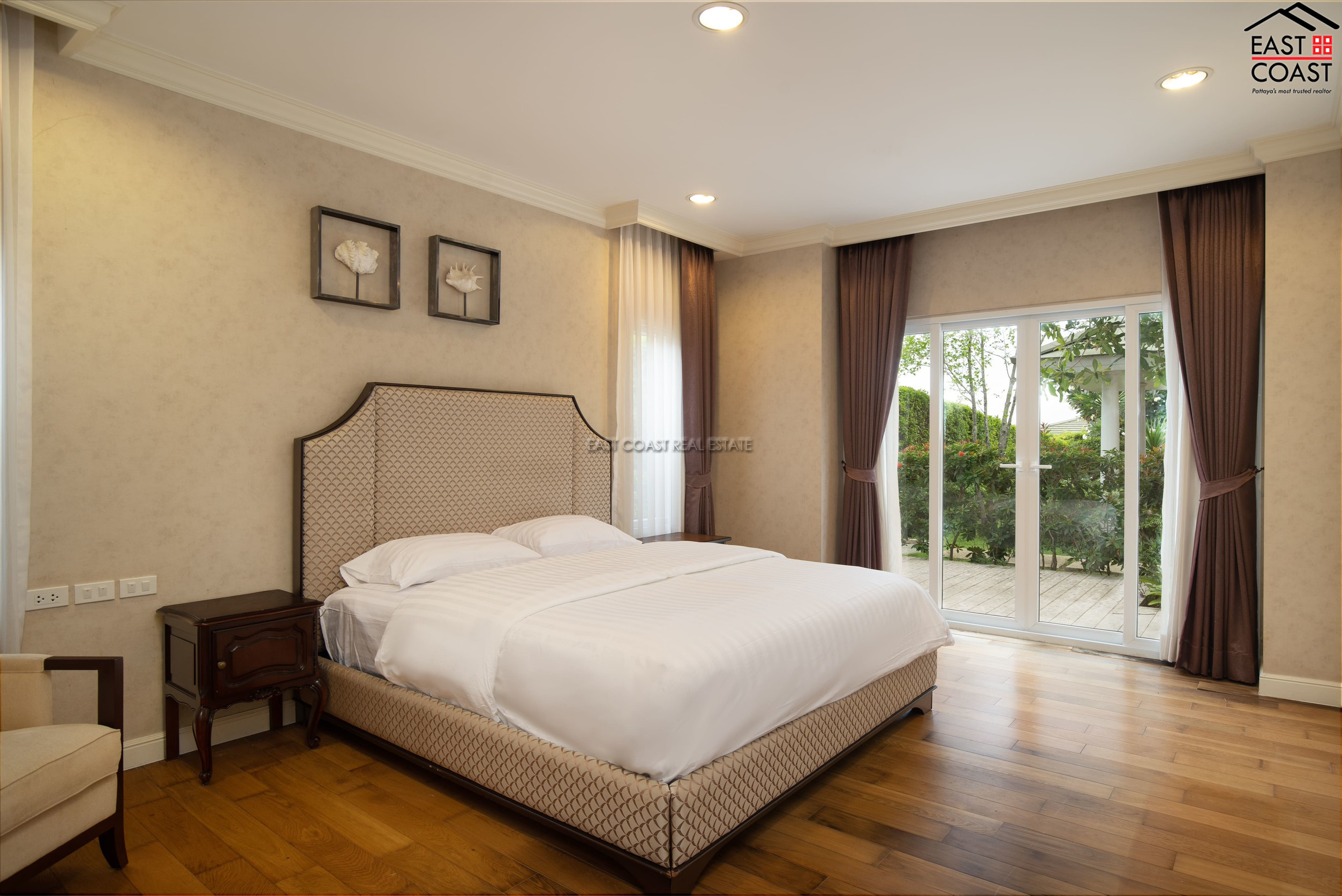 Siam Royal View 8