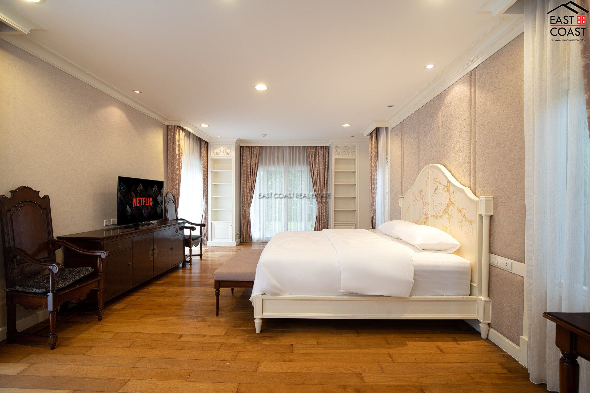 Siam Royal View 15
