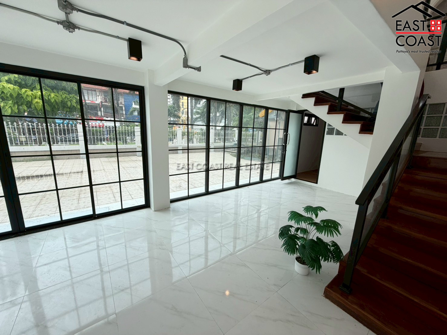 Office for rent at Jomtien Complex 1