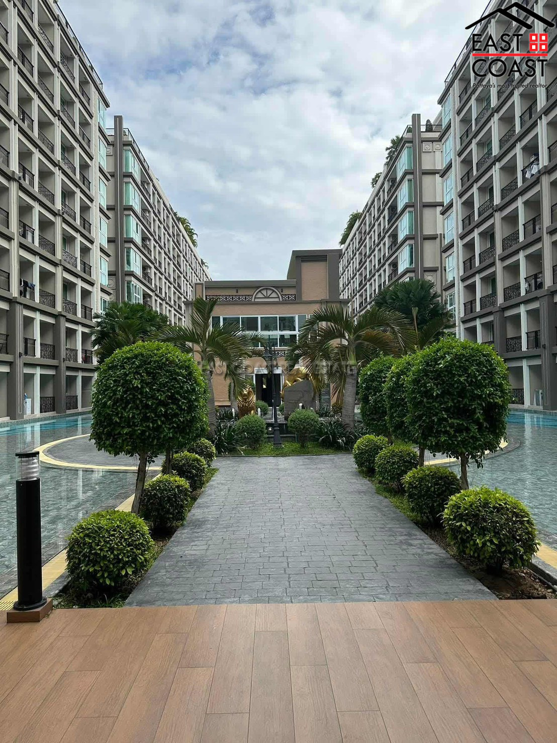 Dusit Grand Park 2 16