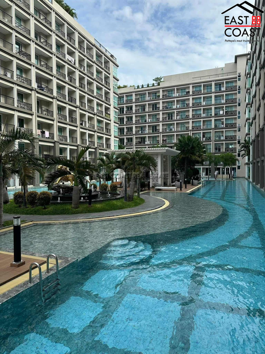 Dusit Grand Park 2 1