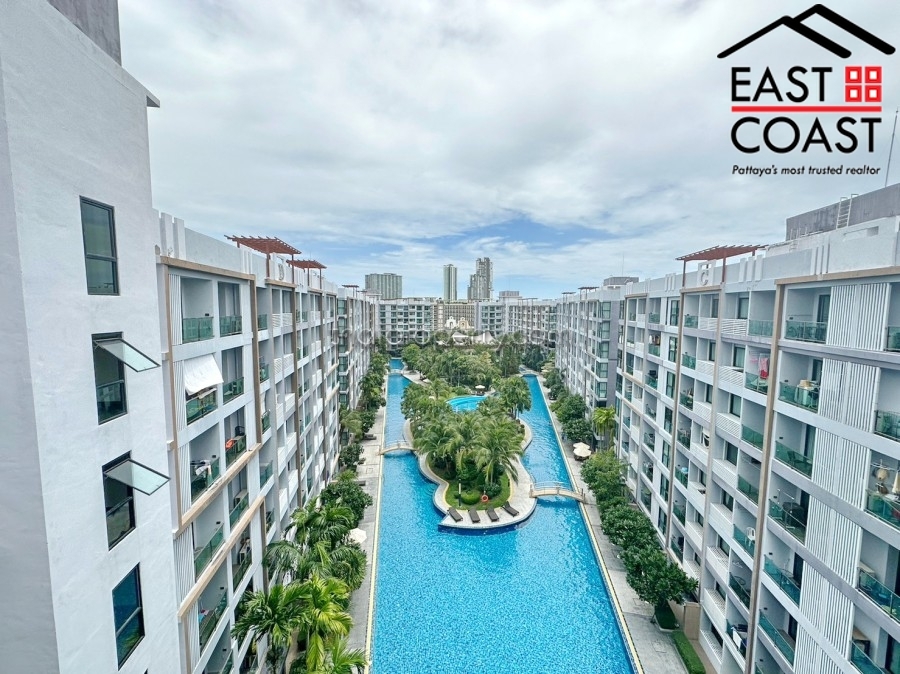Dusit Grand Park 22