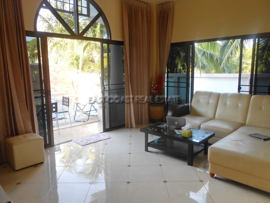 Dusit Pattaya Village 11