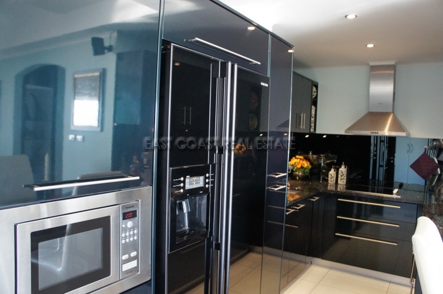 Grand Condo 4