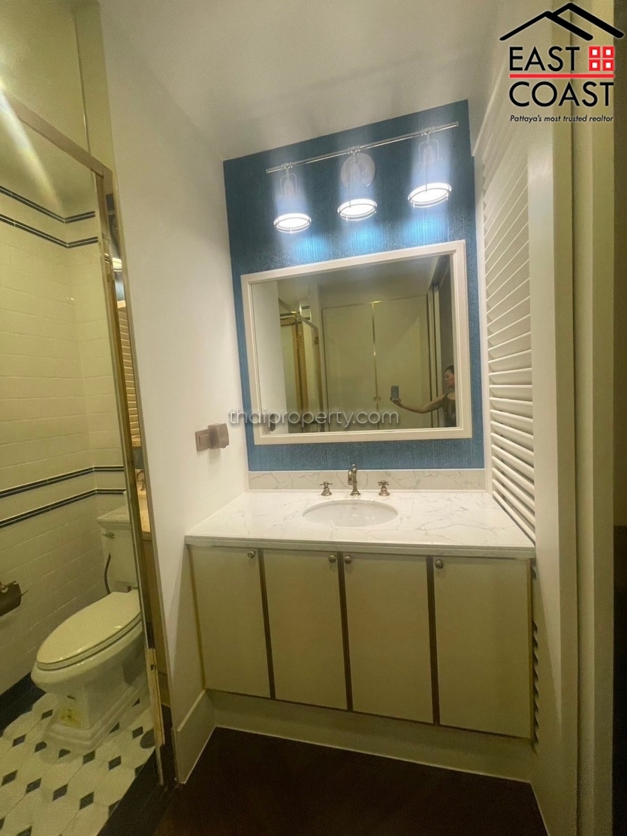 Grand Florida Beachfront Condo Resort Pattaya 12