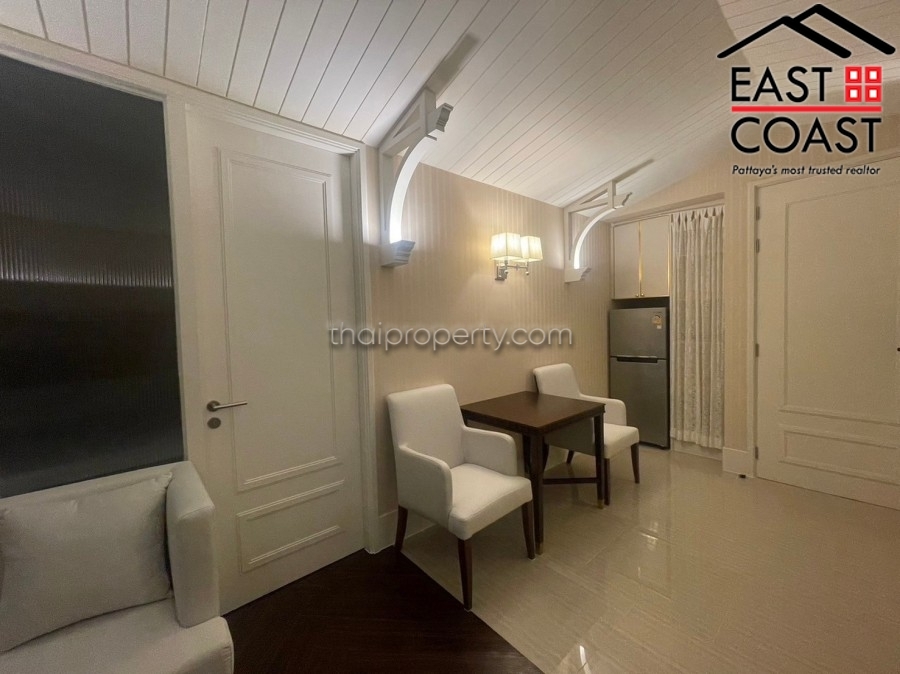 Grand Florida Beachfront Condo Resort Pattaya 7