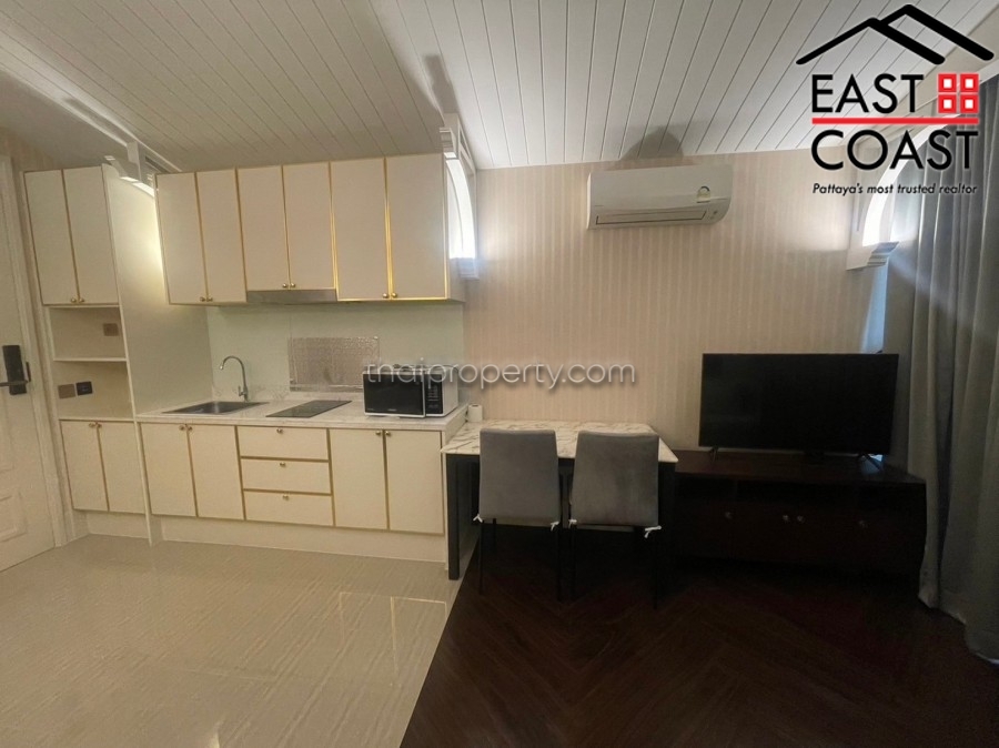 Grand Florida Beachfront Condo Resort Pattaya 6