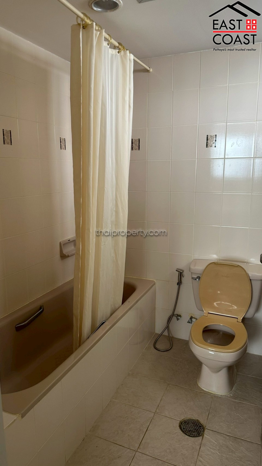 Jomtien Complex 25