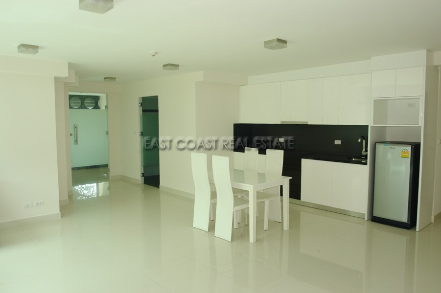 Park Royal 2 12