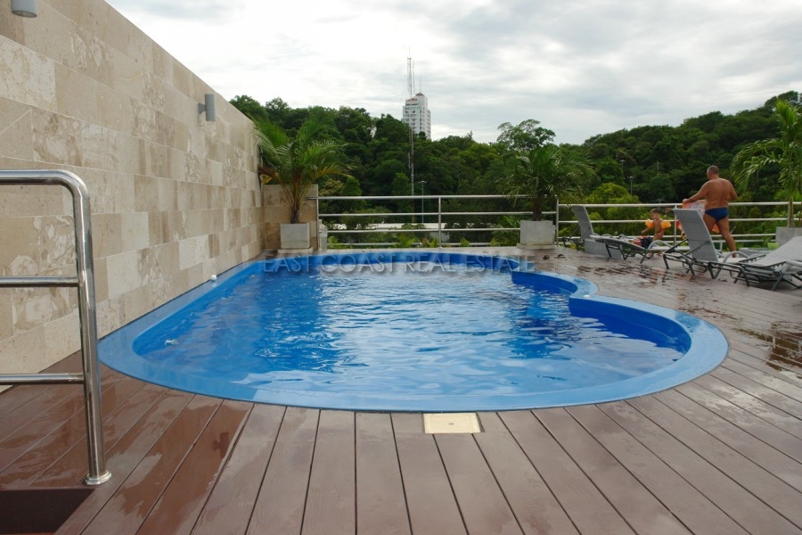 Park Royal 2 11