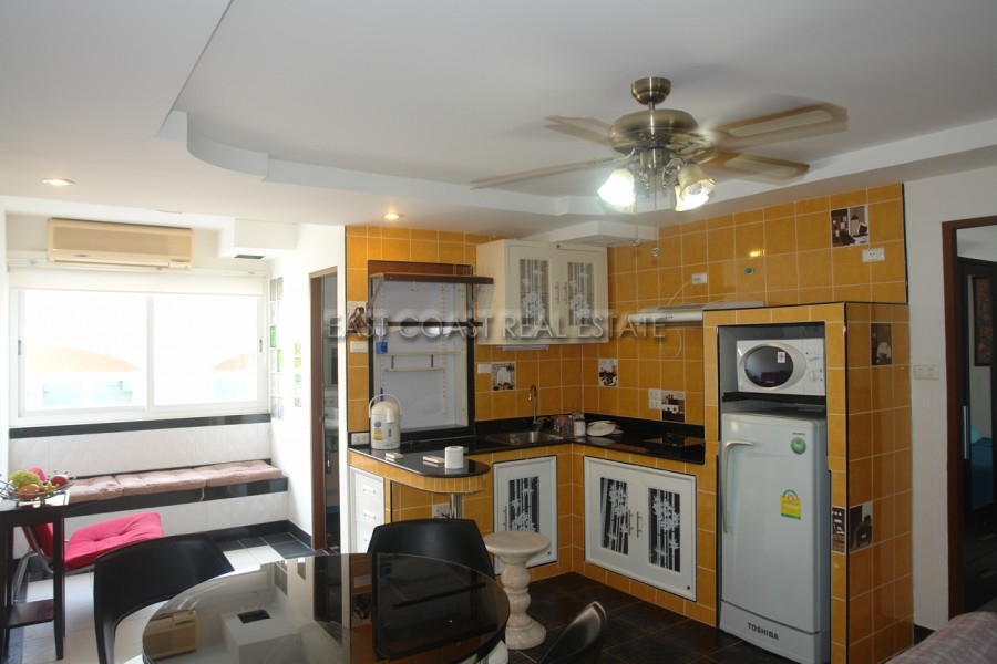 Pattaya Beach Condo 4
