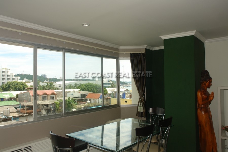 Pattaya Beach Condo 5