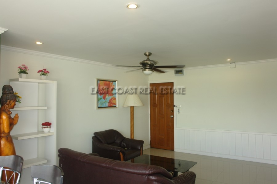 Pattaya Beach Condo 4