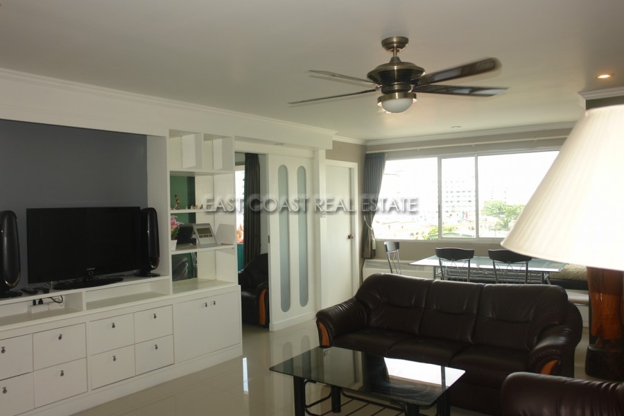 Pattaya Beach Condo 2