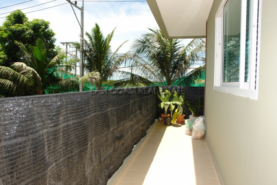 Porchland II 5