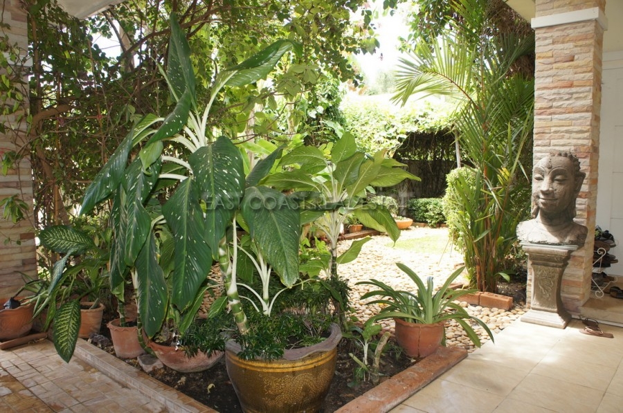 SP5 Village 5