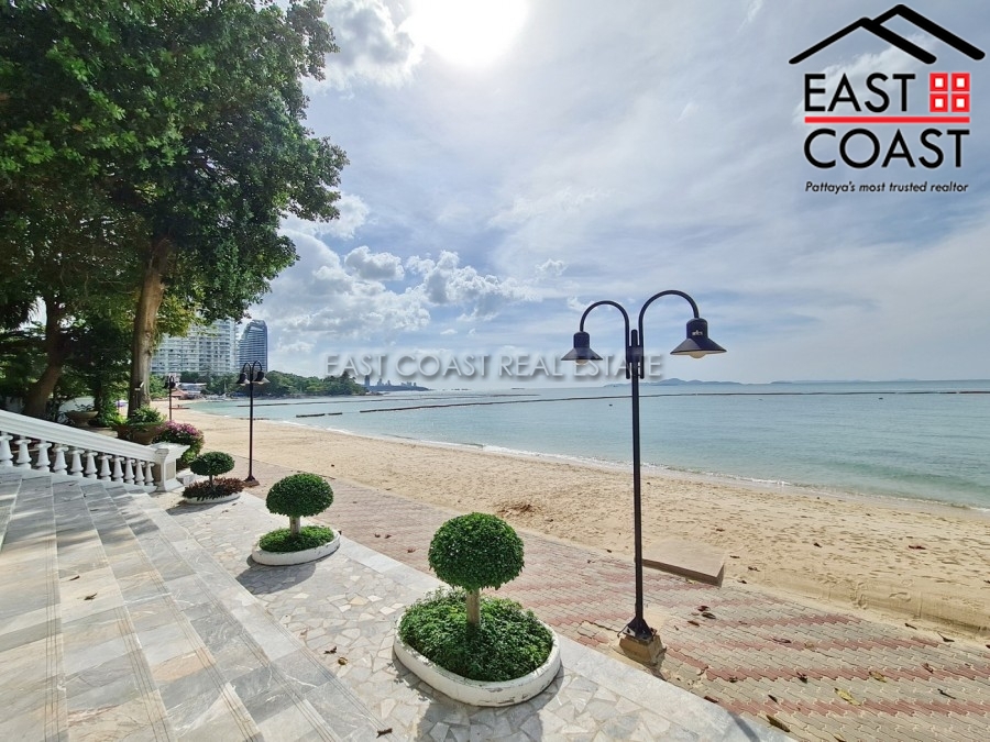 Sky Beach 46